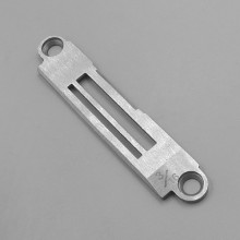 B1190-530-FOO Плочка за обрезвачка JUKI 3/16", за иглен транспорт